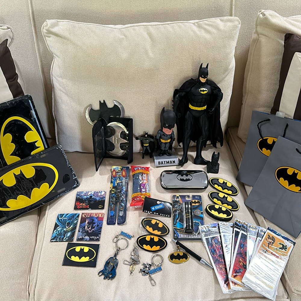 Huge lot of Batman things! Throwing knives, magnets, Pez, stickers, figures